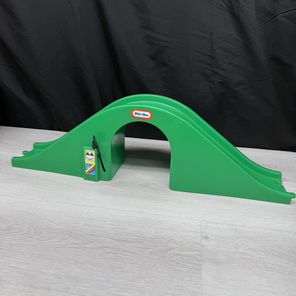 Vtg 1984 Little Tikes Creative Railway Roadway Green Bridge Toy 24 Inch